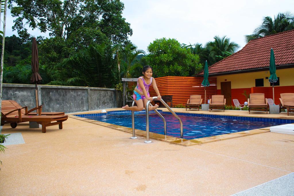 Suksai Buri Resort Ao Nang Exterior foto